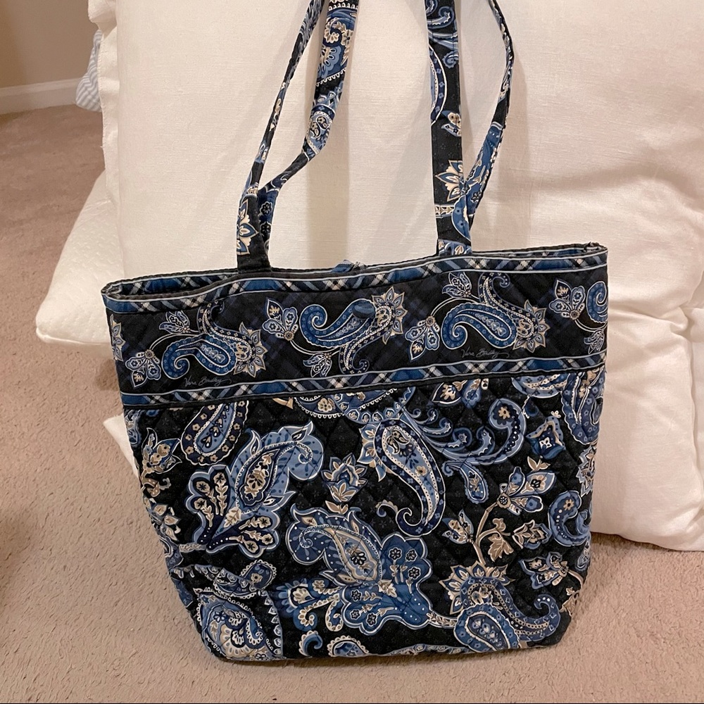 Vera Bradley Windsor Navy Tote Bag Purse